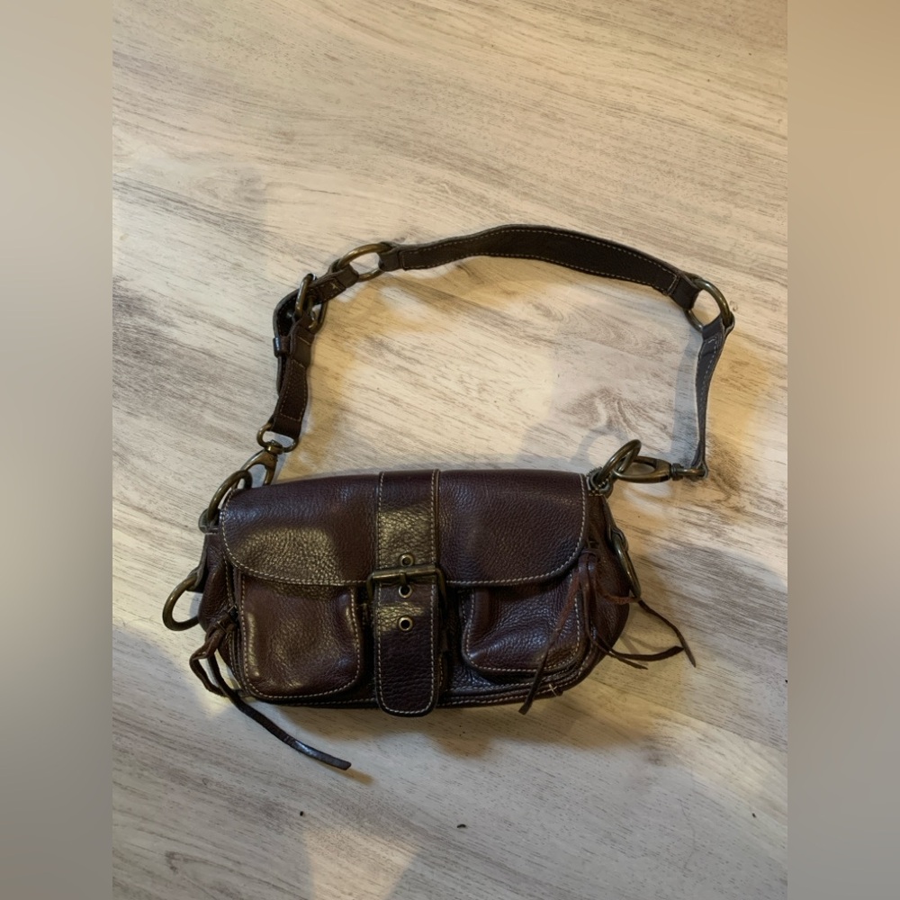 ROOTS Y2K Emily Saddle Leather Shoulder Bag TBEG vintage bag Crossbody Buckle